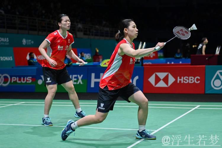 印尼羽毛球公开赛:国羽女双夺冠、女单屈居亚军 印尼羽毛球公开赛:国羽女双夺冠、女单屈居亚军