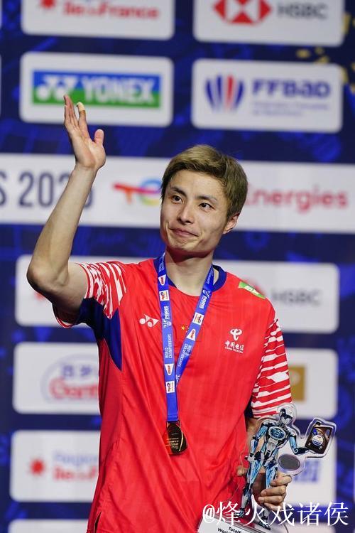 羽毛球世锦赛 石宇奇战胜拉克什亚晋级男单32强